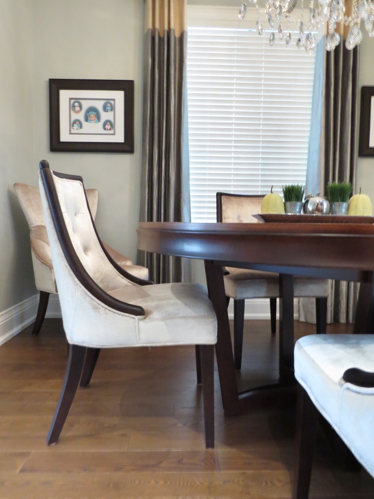 Inspiration for a transitional dining room remodel in Toronto