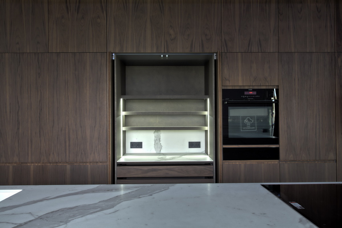 Solid in classic interior