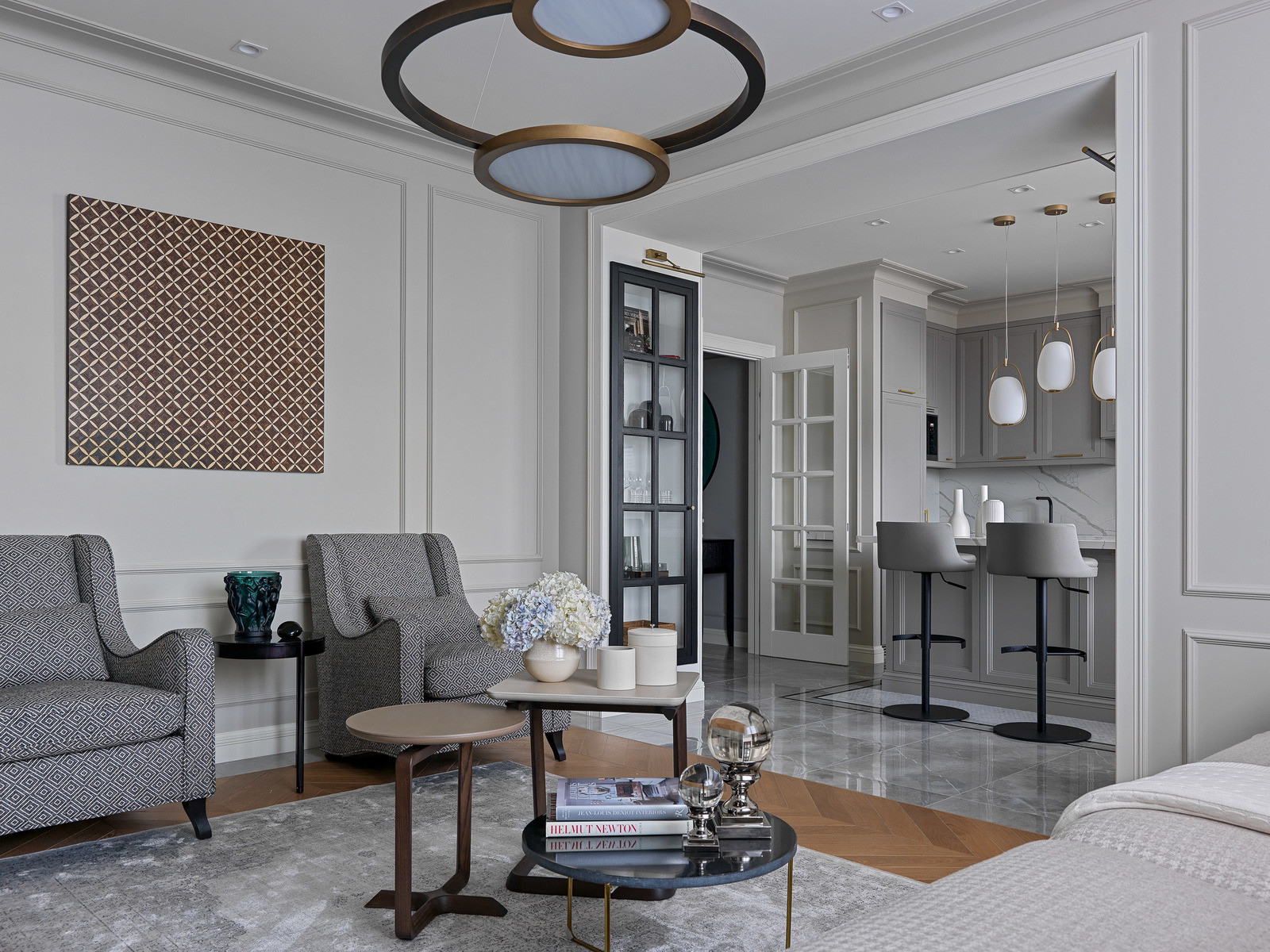 Апартаменты на Мосфильмовской