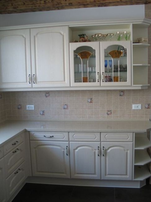 Kitchen - rustic kitchen idea
