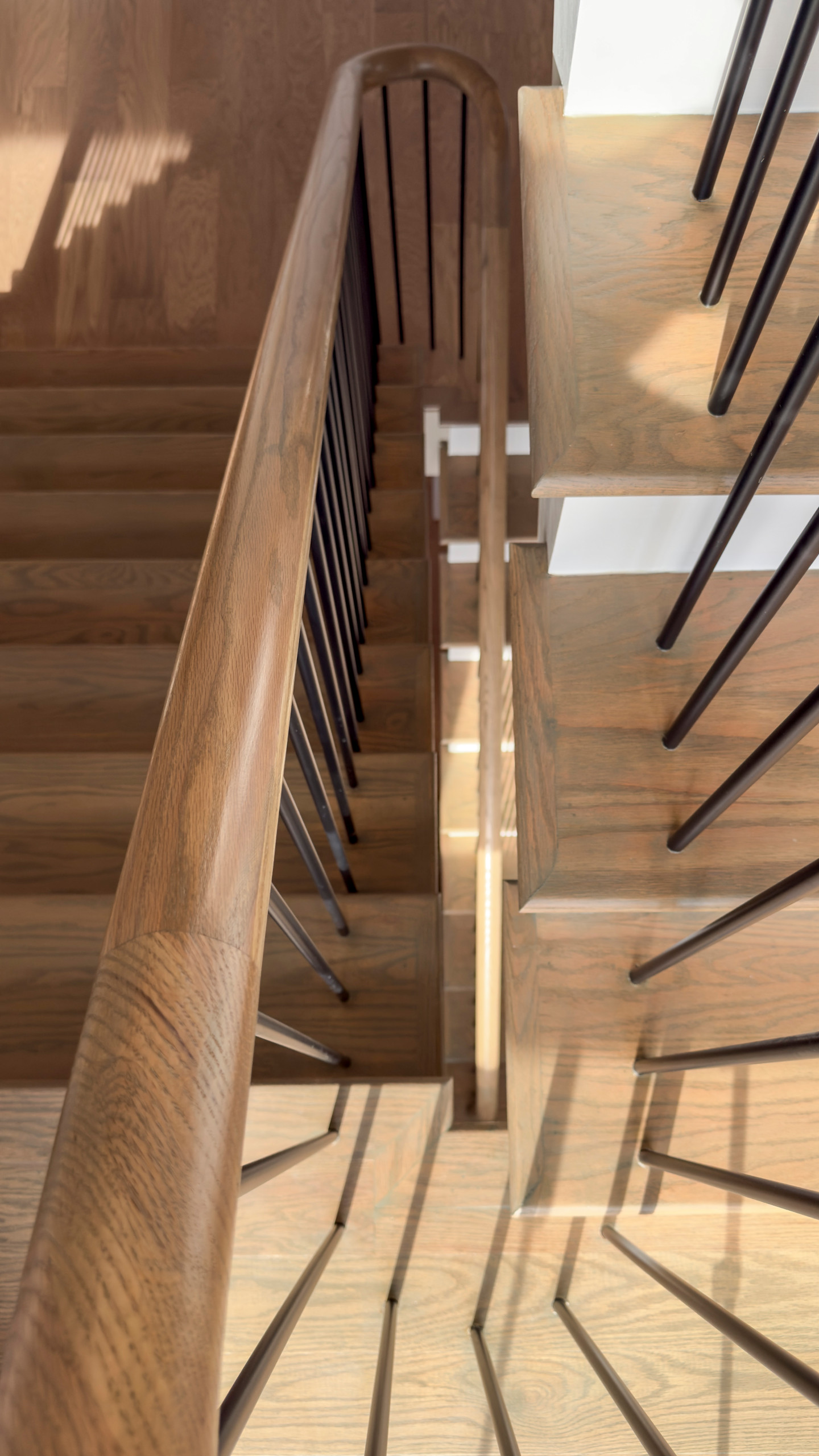 Project #153 | Sophisticated Red Oak Stair with Metal Balusters