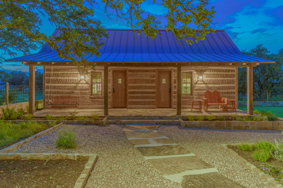 Inspiration for a rustic home design remodel in Austin