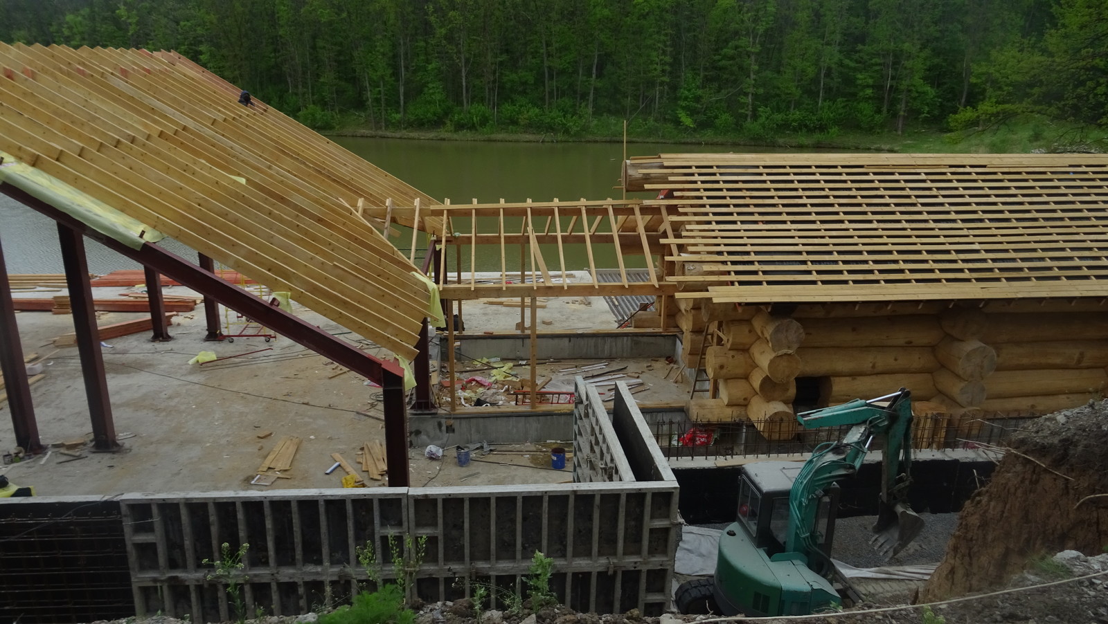 Устройство кровельных и фасадных конструкций с фальцевым медным покрытием