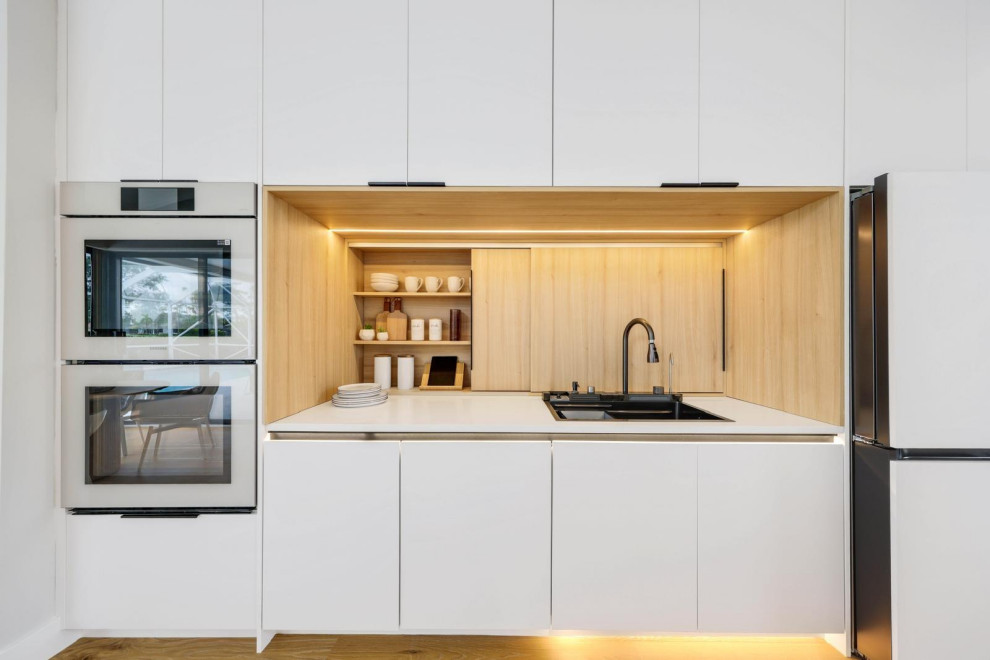 Modern White and Natural Wood Kitchen