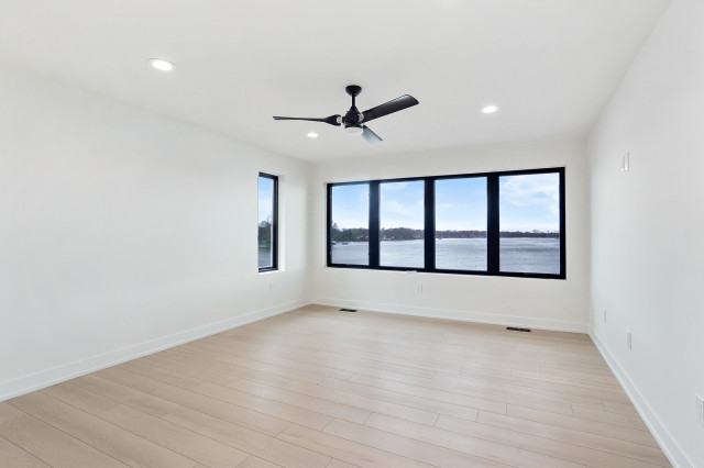 Longcroft contemporaneo-dormitorio