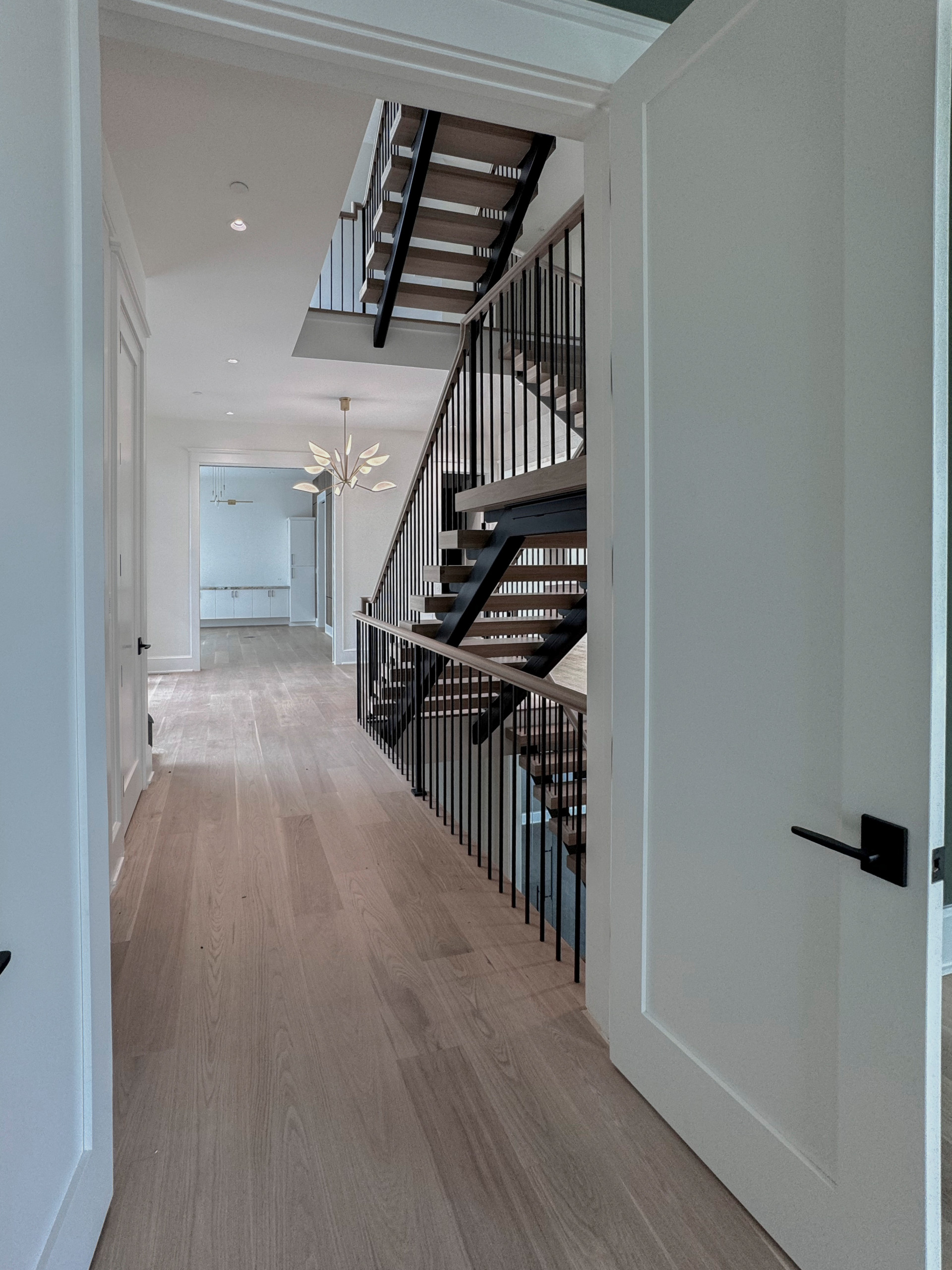 122_Modern Steel & Wood Floating Staircase, Arlington VA 22207