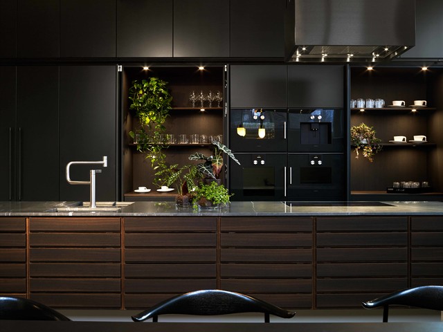 Form 1 / R&oslash;get eg modern-kitchen