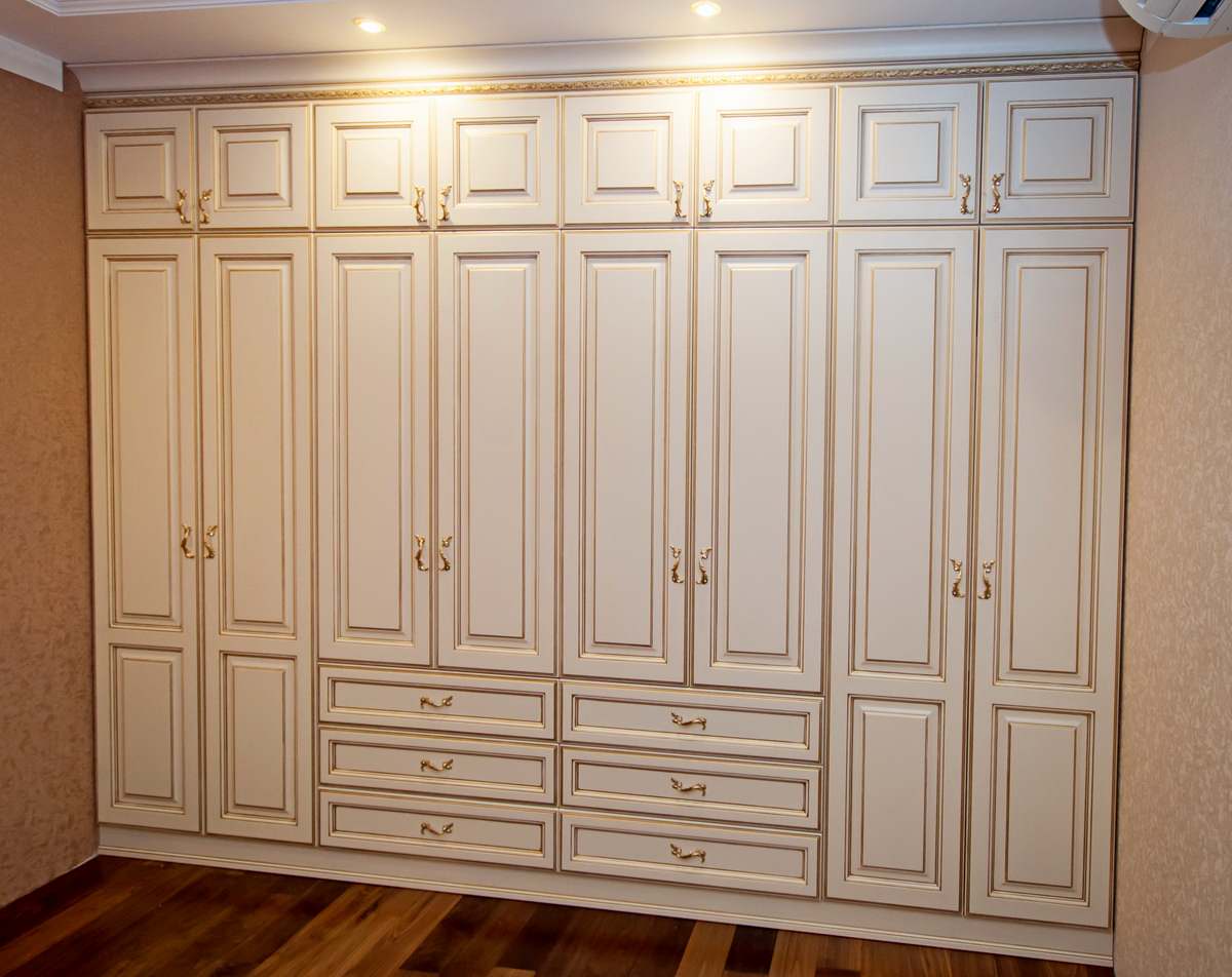 Мебель из массива для прихожей