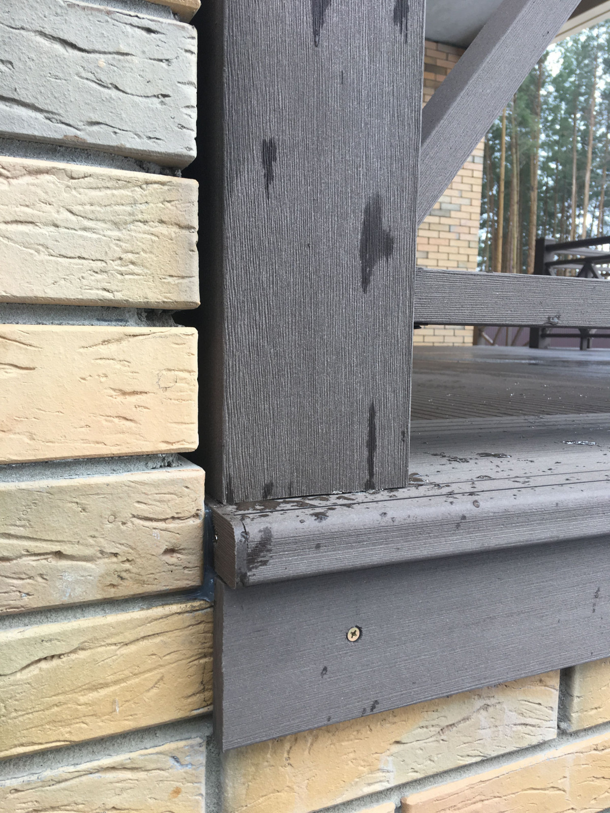 Застеклённая веранда с раздвижными створками