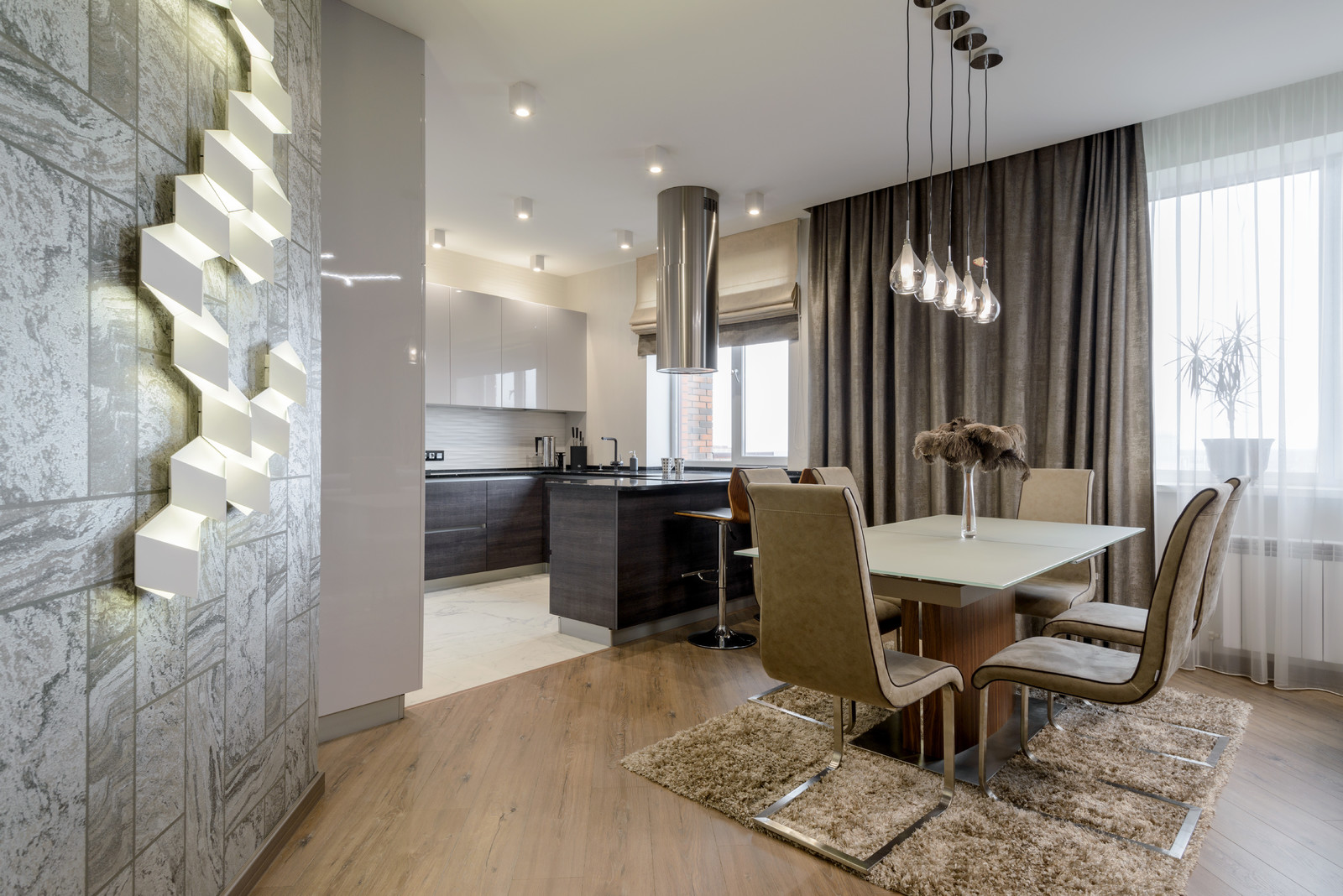 Большая квартира в современном стиле