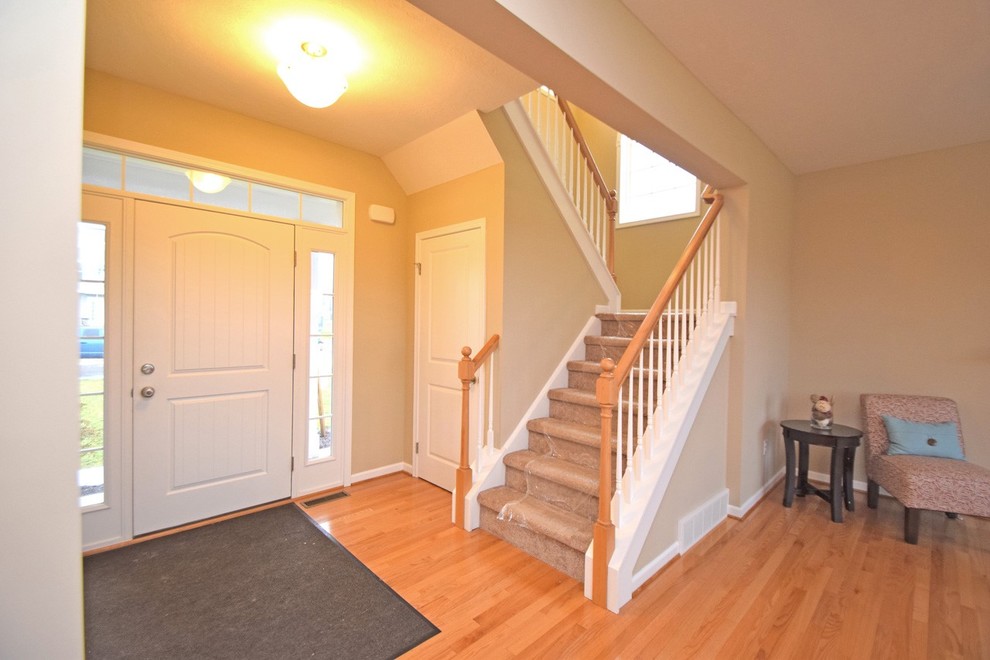 Summer Lake Model Home Near Rochester, NY Main Entryway - Traditional ...