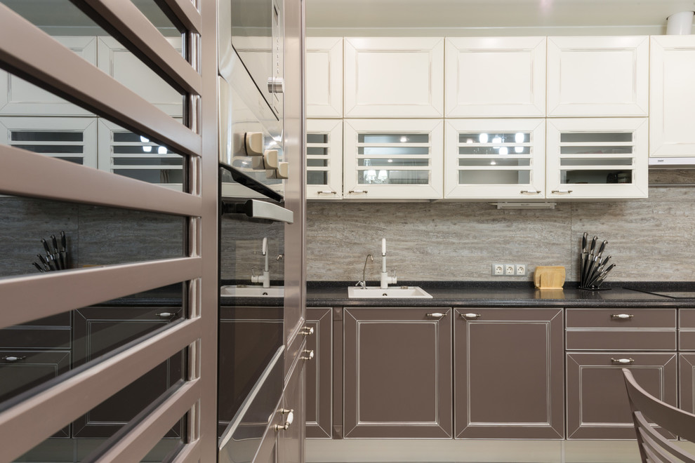 Кухня в светлых тонах