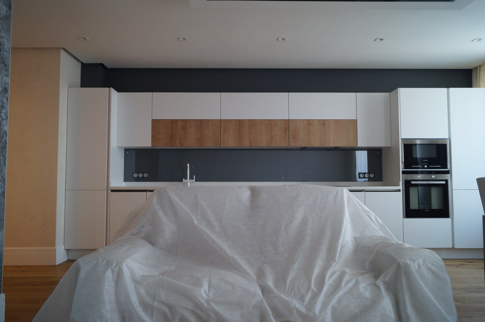 Ремонт квартиры в современном стиле - Гостиная - кухня - столовая