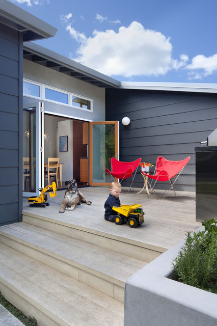 Cloud Residence contemporary-traedaeck
