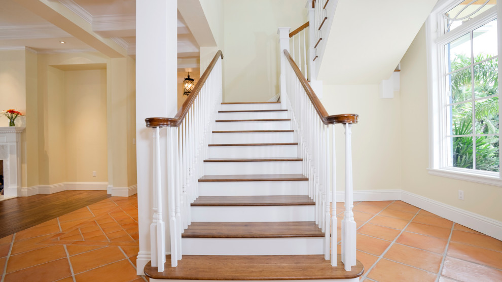 Importance of a Modern Staircase in Interior Design