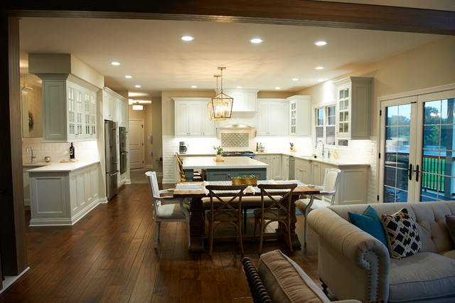 Lakeside transitional-kitchen