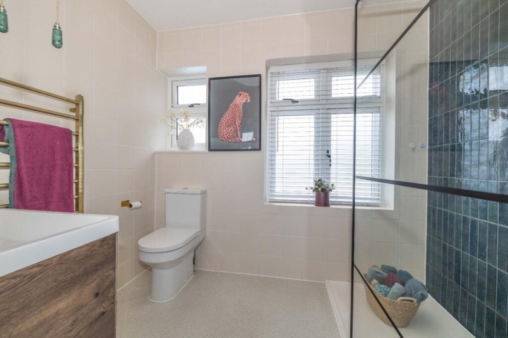 St Lawerence Rd - Stage to Sell