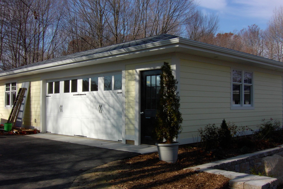 This is an example of a traditional shed and granny flat in Grand Rapids.