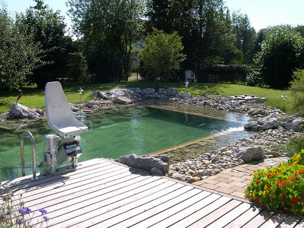 Moderner Pool in Stuttgart