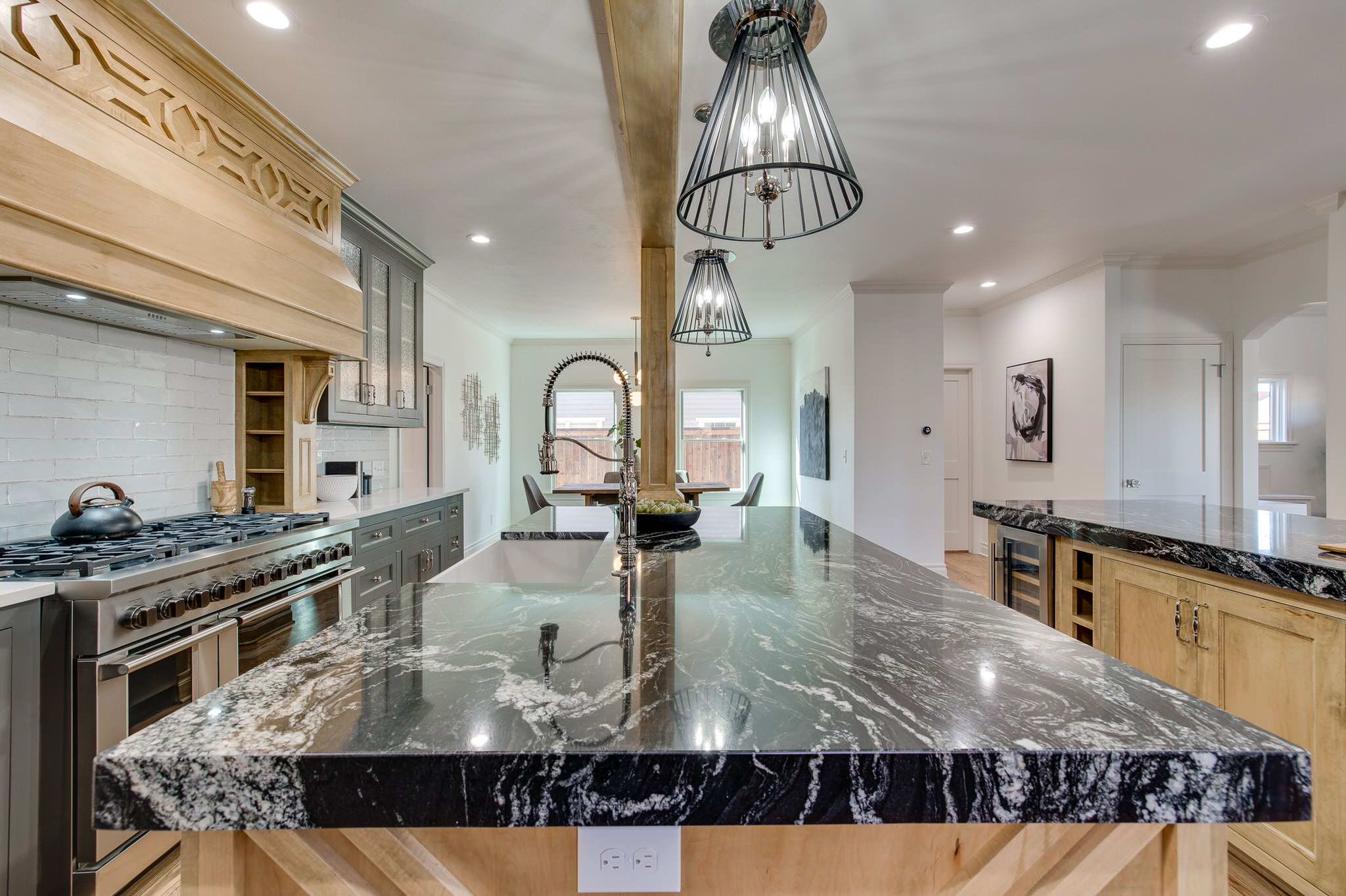 1316 Luxury Build
