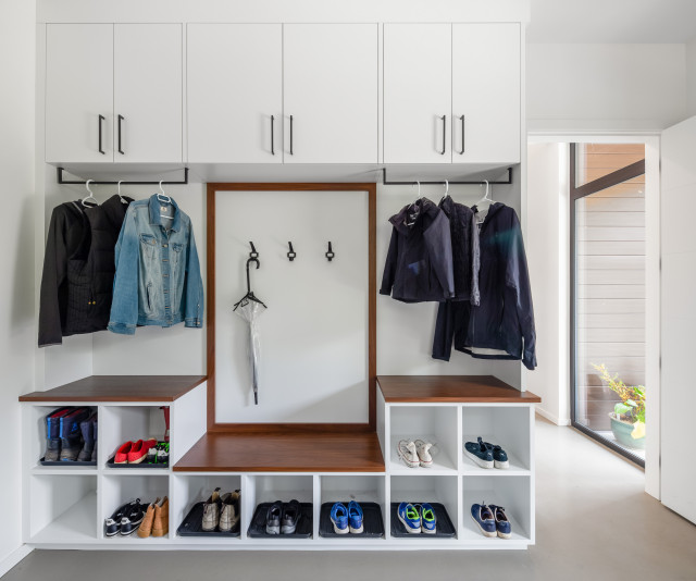 7 Factors to Choose a Closet, Pantry or Garage Shelving System - Columbus  Ohio - 7 Critical Factors to Choose the Best Shelving for Your Storage  Project