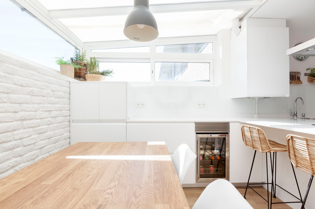SEVERO OCHOA contemporary-dining-room
