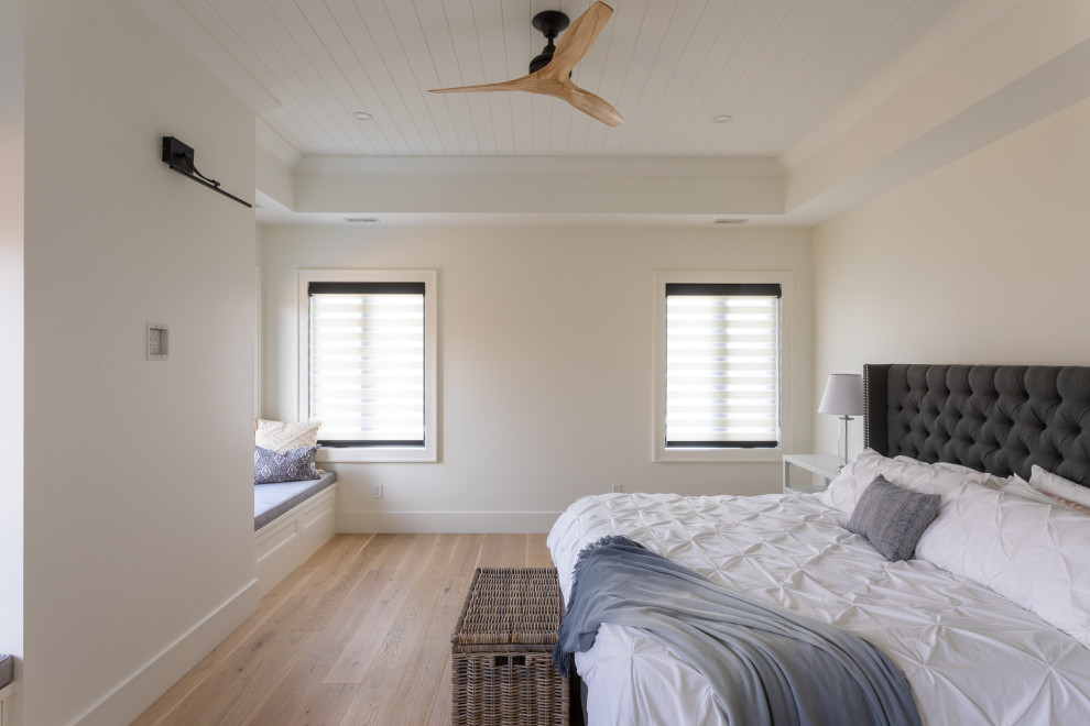 Inspiration for a transitional bedroom remodel in Toronto