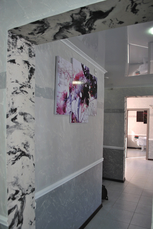 Примеры использования гибкой плитки в интерьере