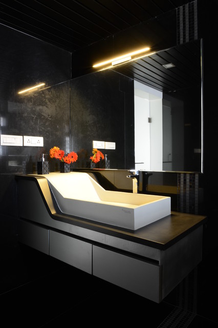 R Residence contemporary-badrum