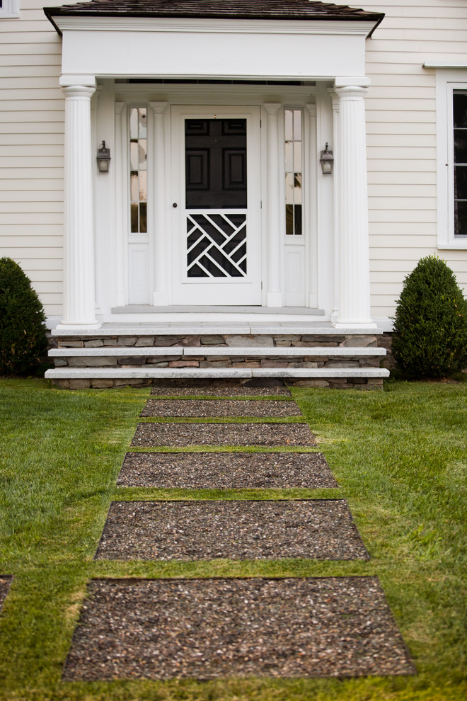 Inspiration for a traditional entryway in New York with a single front door.