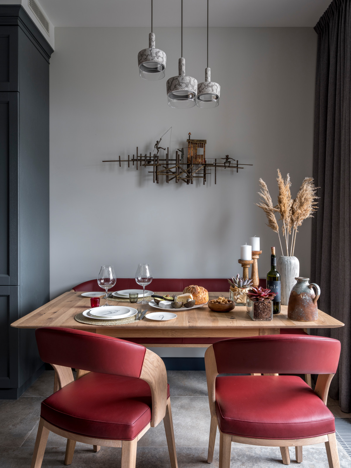 Вдали от глаз/ Out of sight