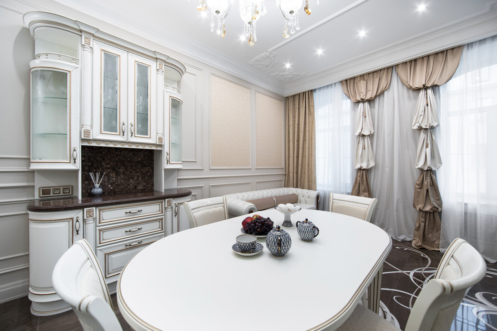 Квартира в классическом стиле на улице Рубинштейна