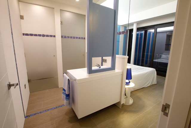 CASA C minimalistisch-badezimmer