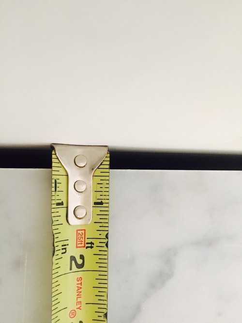 Standard acceptable gap between counter and wall?