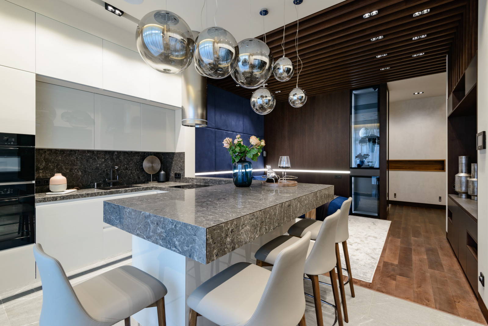 Выбор лучших. Трехкомнатная квартира 125 м.кв.