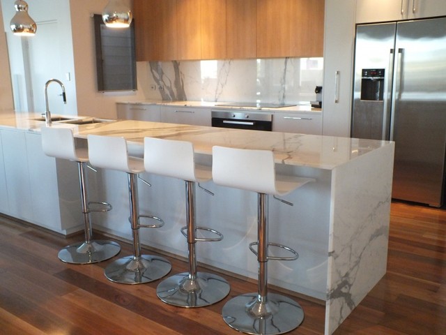 Calcutta Marble modern-kitchen