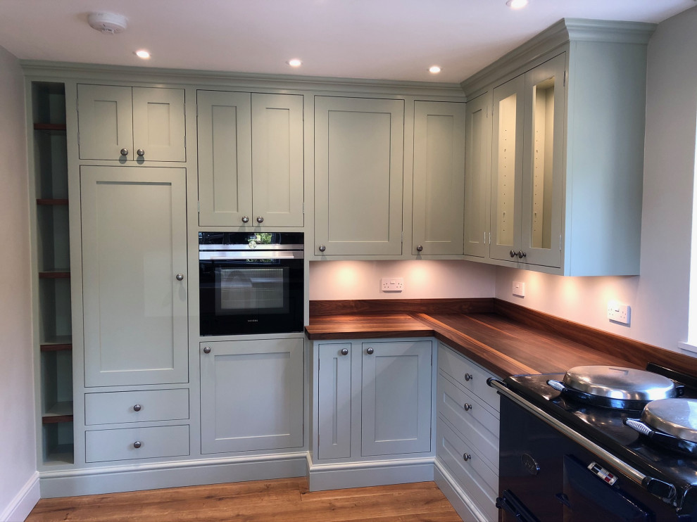 In Frame Shaker Kitchen