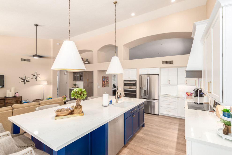 Inspiration for a transitional kitchen remodel in Phoenix