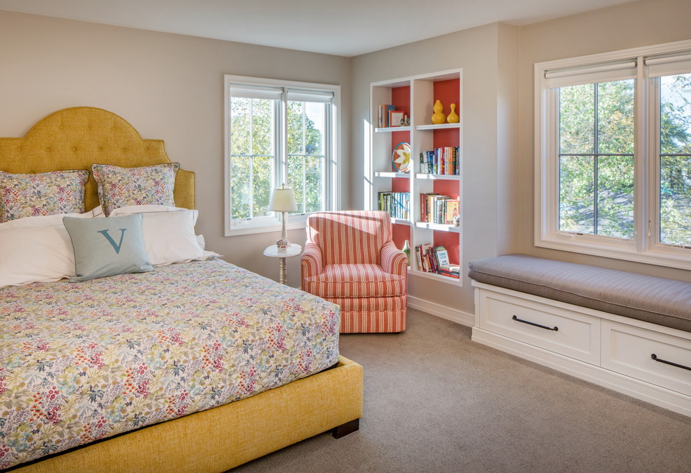 Inspiration for a transitional home design remodel in Omaha