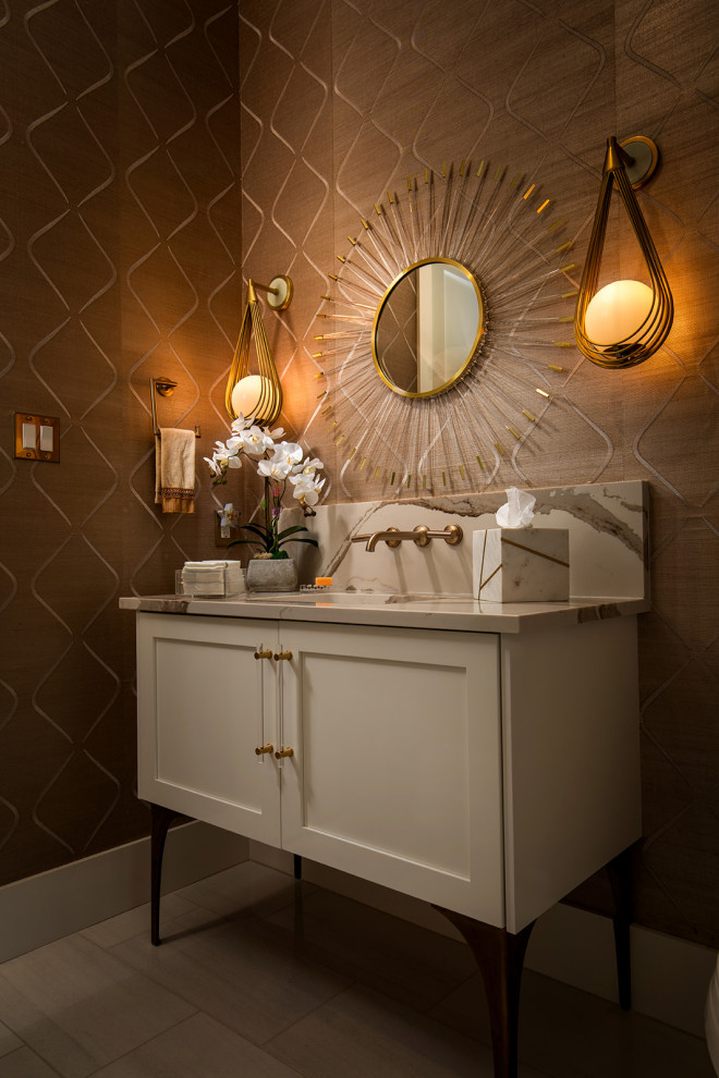 Transitional home design photo in Austin