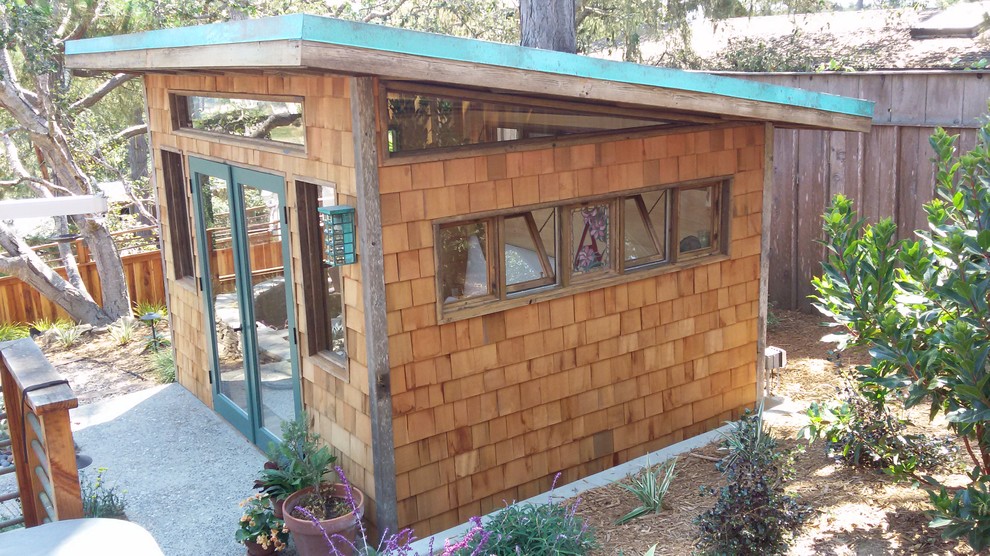 Inspiration for a mid-sized transitional detached granny flat in San Luis Obispo.