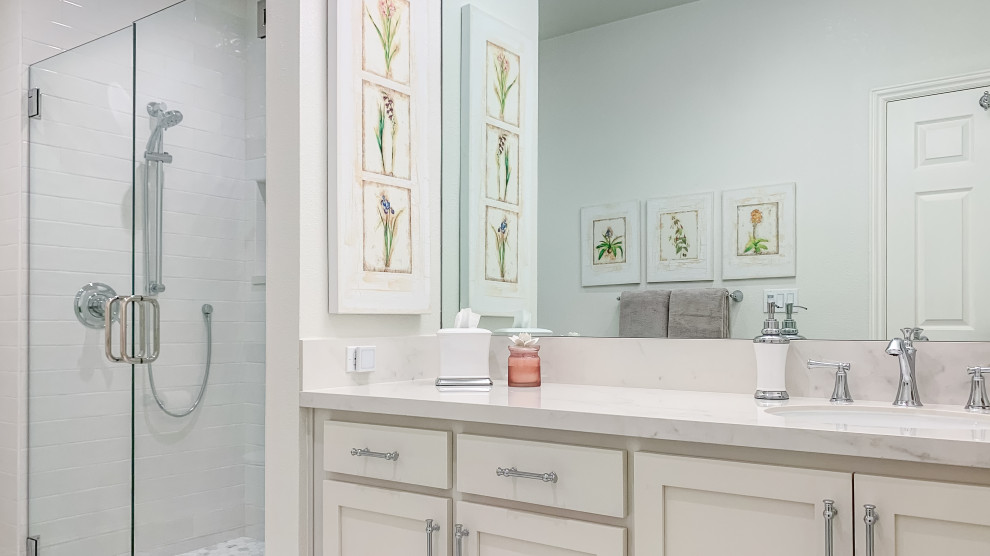 Refreshing White Bathroom