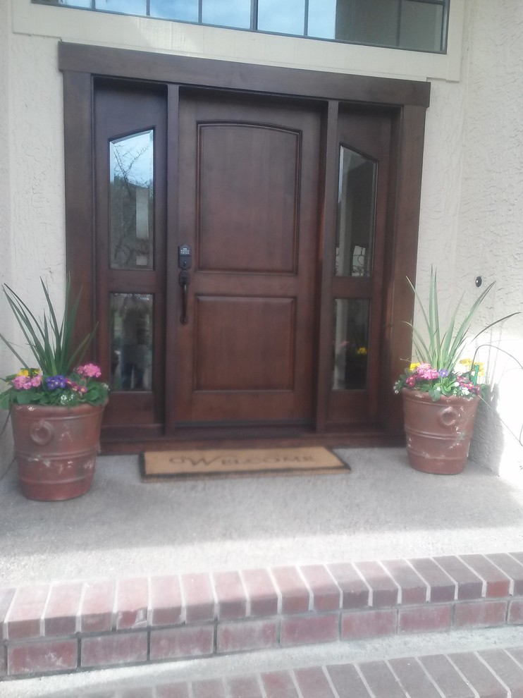 Entryway - transitional entryway idea