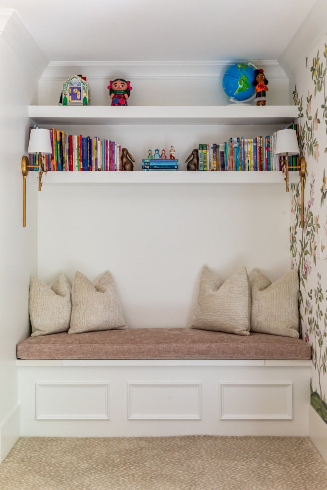 Modelo de dormitorio infantil de 4 a 10 años clásico extra grande con moqueta y papel pintado