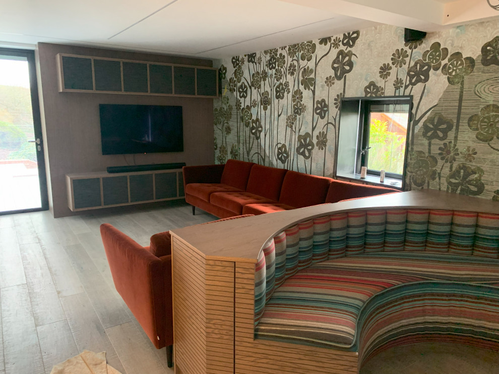 Garage Conversion to Man Pad