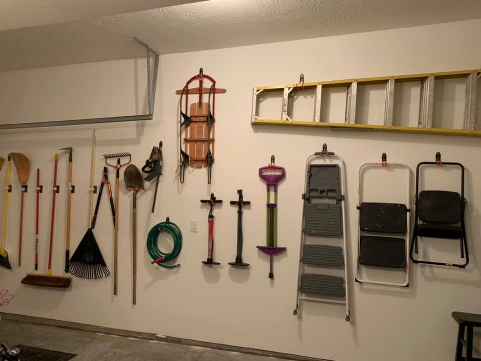Garage organized hanging