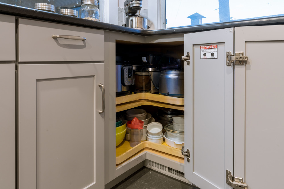 Clinton Kitchen