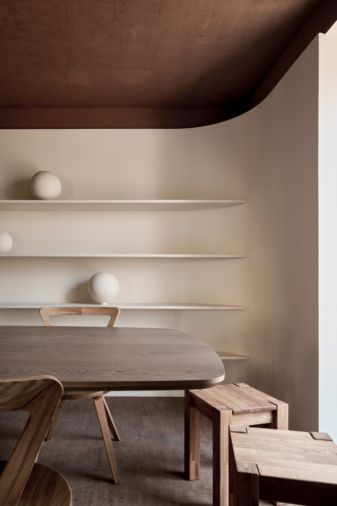 Обнимающая гостиная-столовая