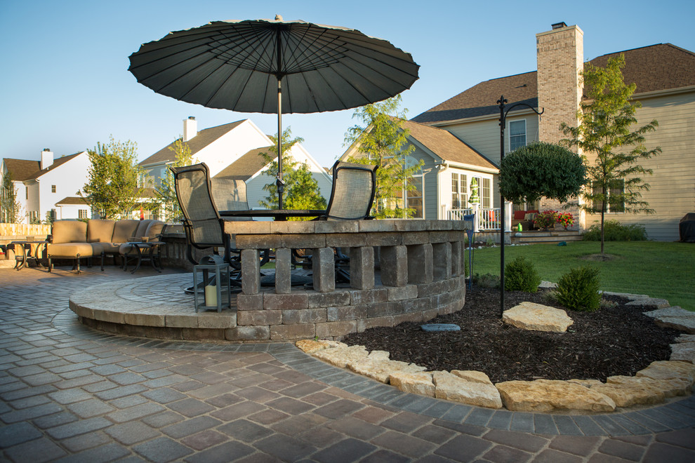 Photo of a traditional patio in Indianapolis.