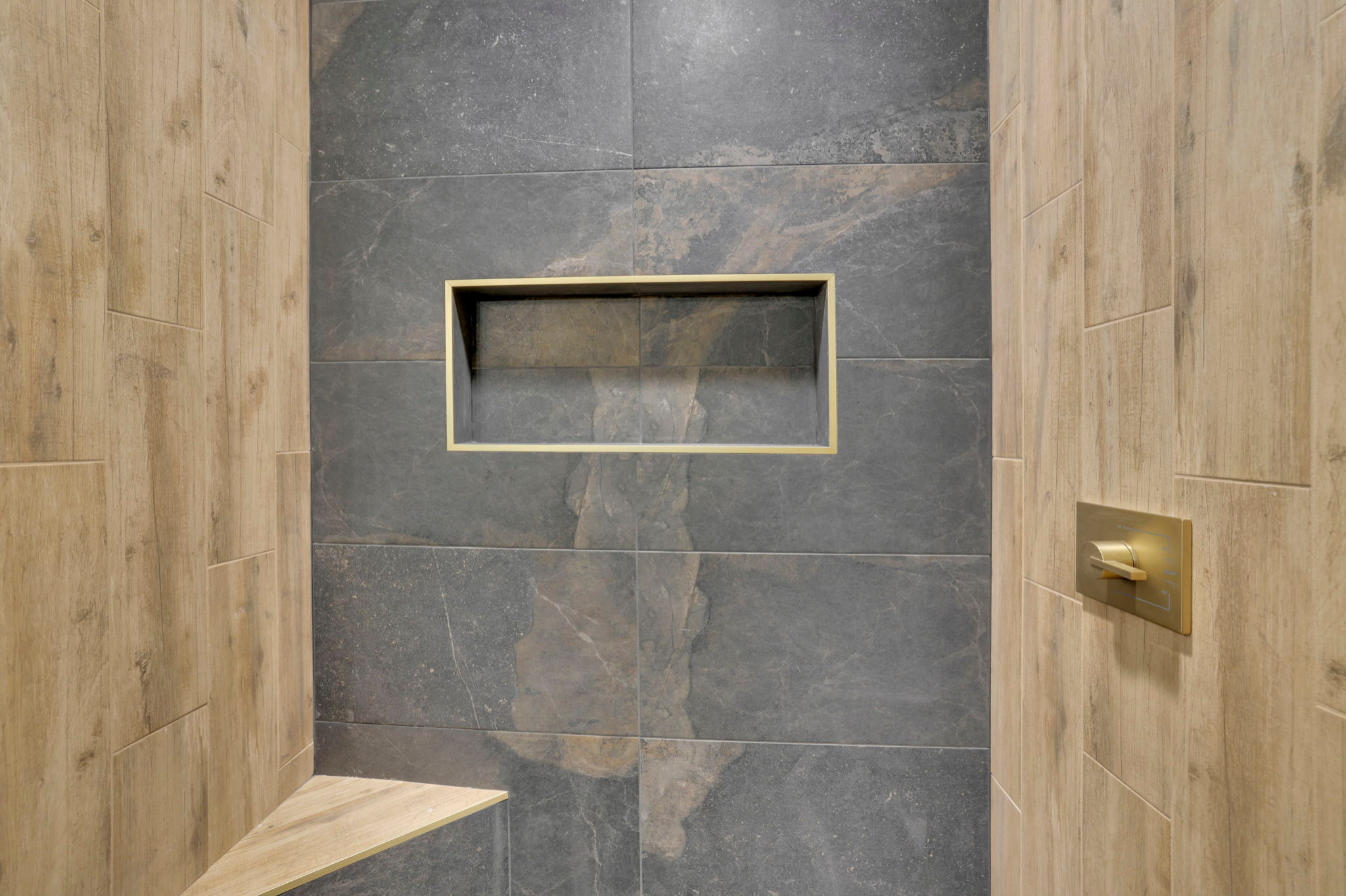 Bathroom - modern bathroom idea in Atlanta